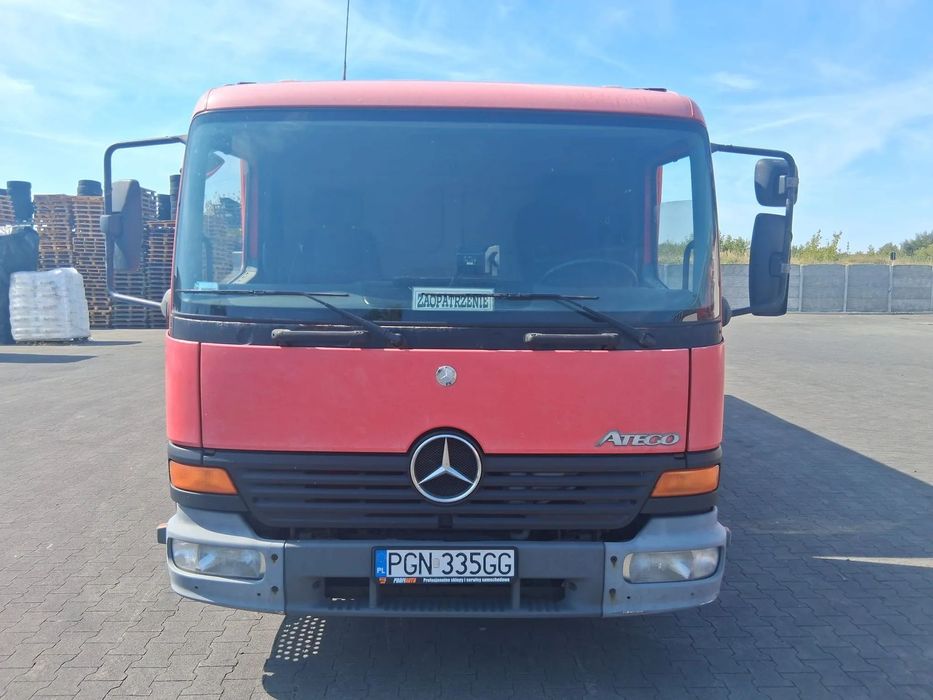 Mercedes-Benz Atego 812