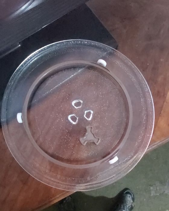 Microondas vendo prato completo Orima