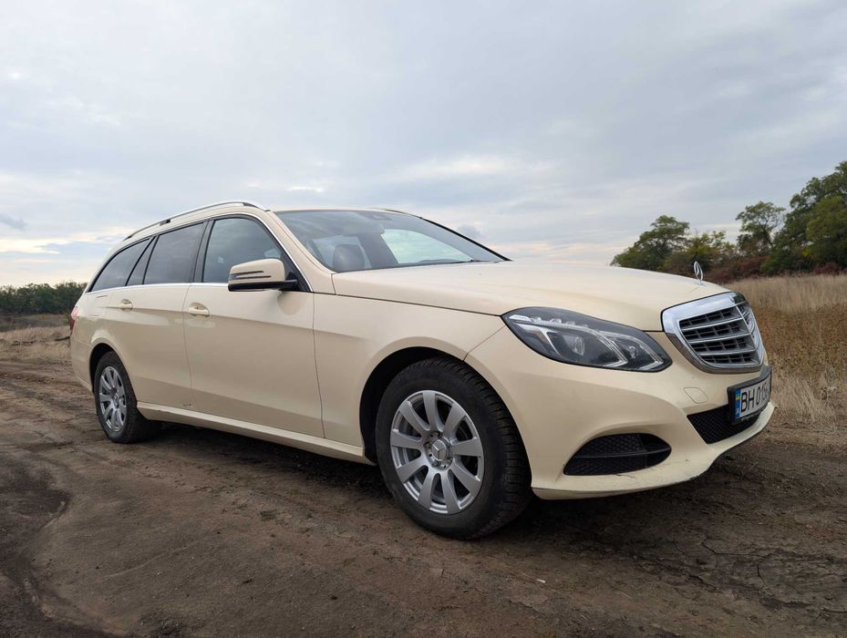 Mercedes E-Class 2015 Универсал