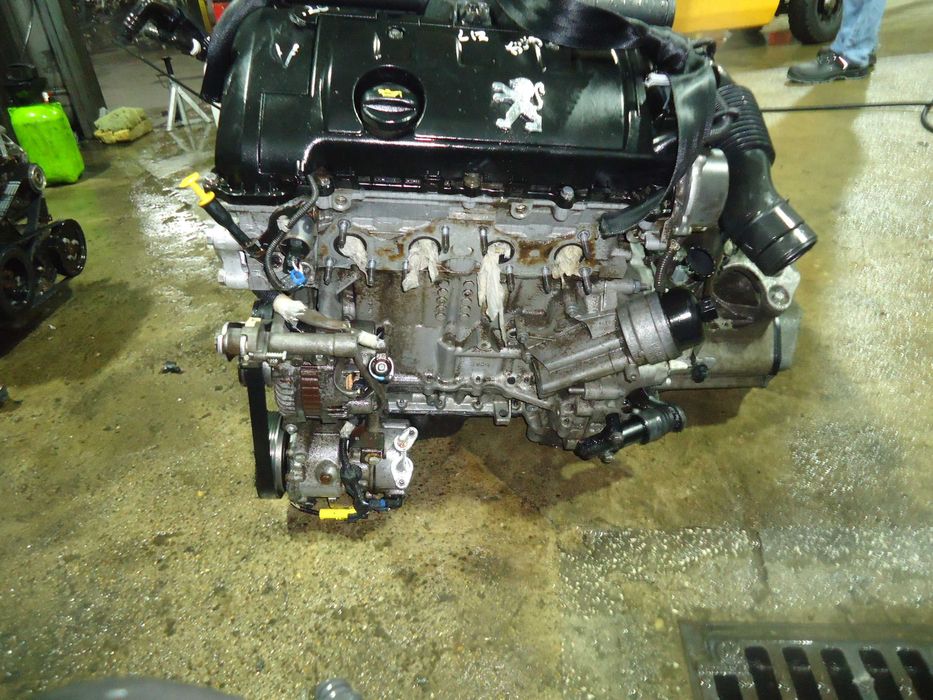 Motor Peugeot 1.4I (8FS)