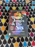 Daisy Jones and The Six NOVO