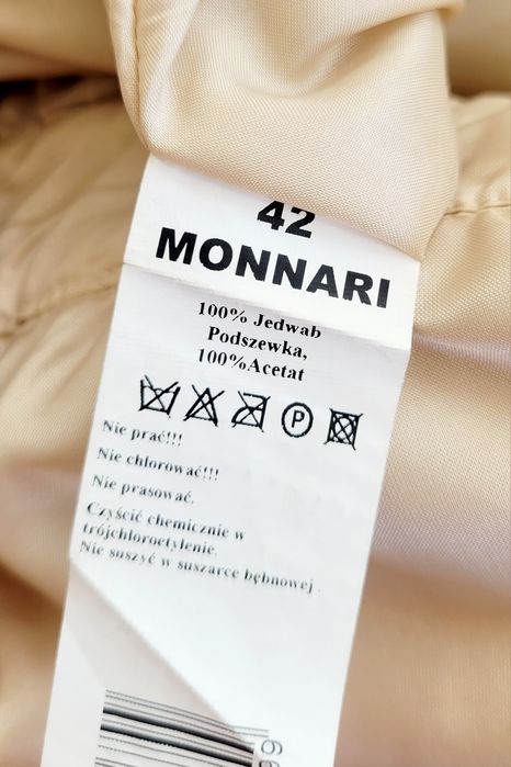 Jedwabna sukienka damska na ramiączkach. - Monnari.