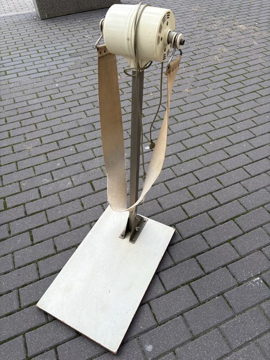 Pas wibrujący, masażer SANAMAT PRL NRD