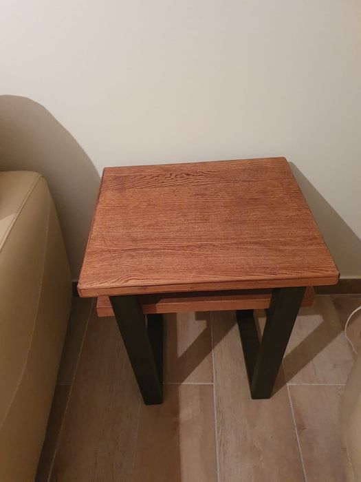 Cosola / Secretária 1,20x0,40x0,78 + mesa de apoio / mesa de cabeçeira