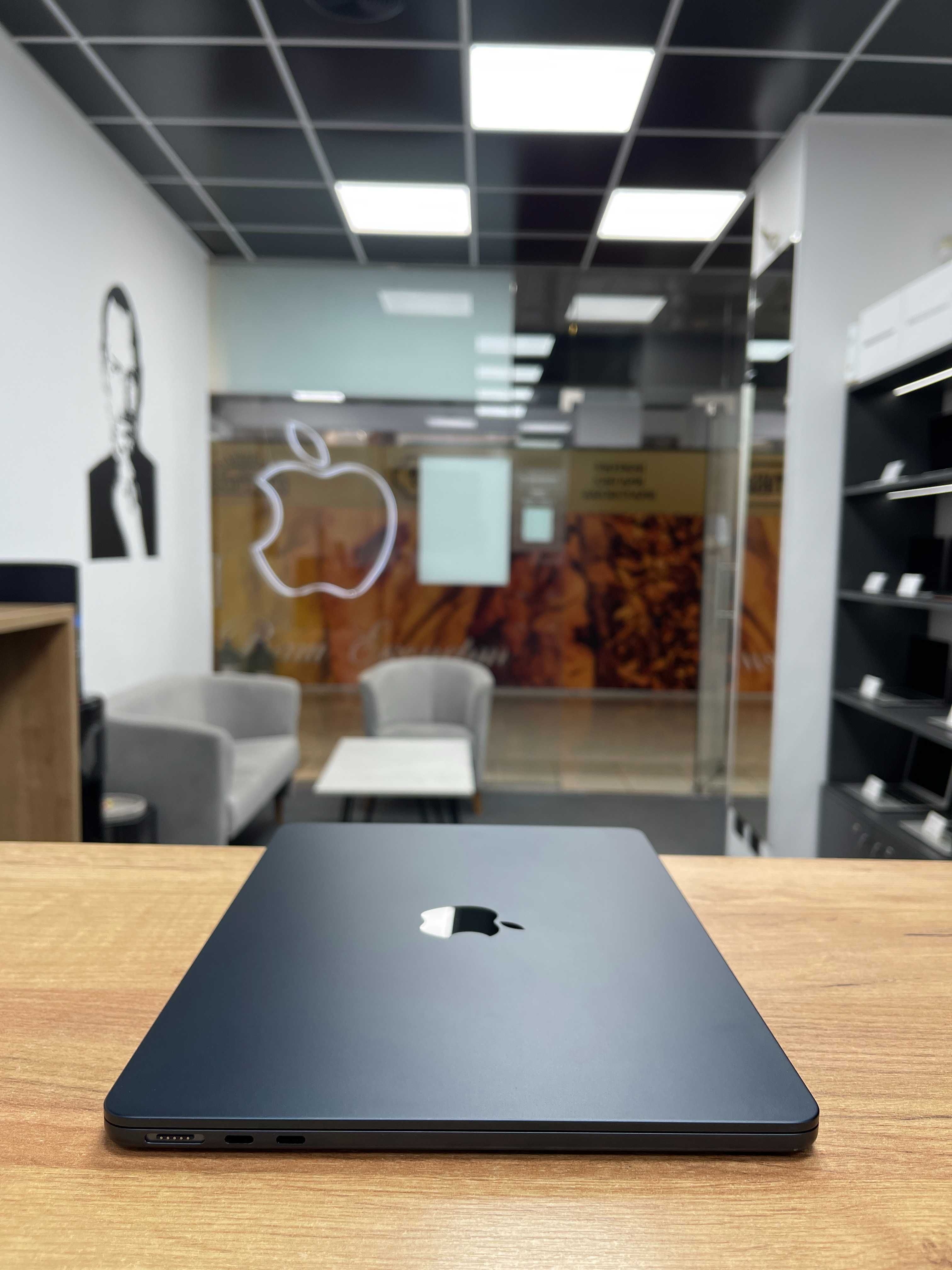 Macbook Air 2022 (M2/8gb/256 ssd) гарантія/ 90850SV