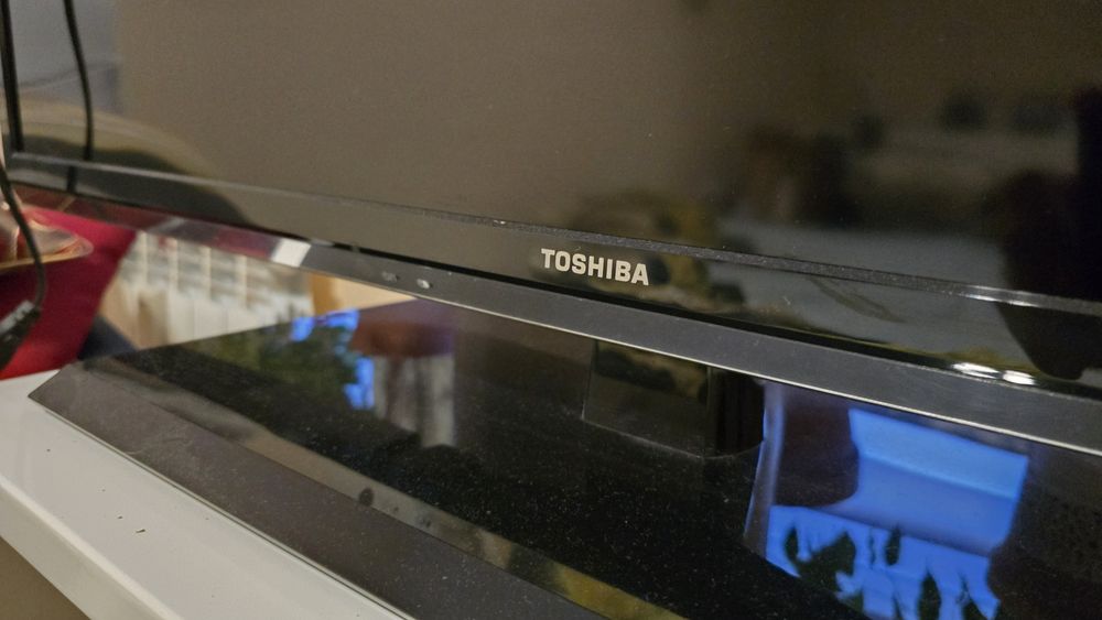 Telewizor Toshiba 40 cali