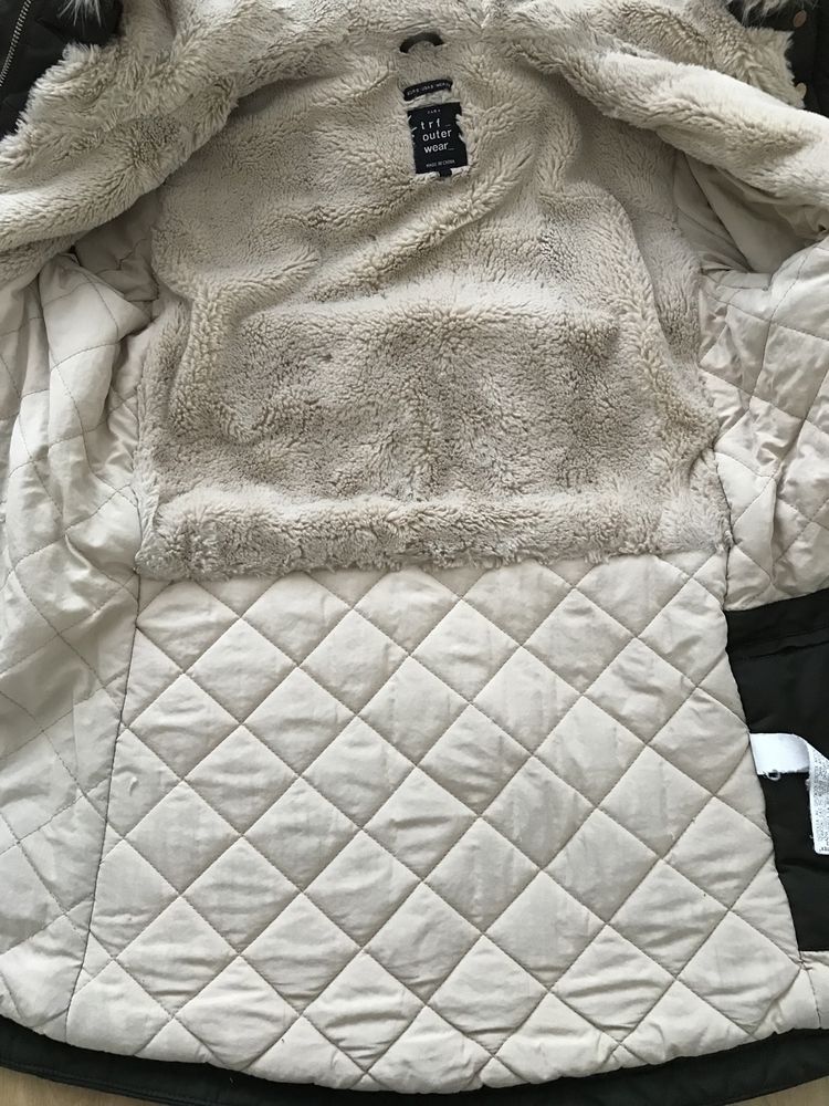 Zimowa kurtka khaki z ociepleniem parka Zara damska