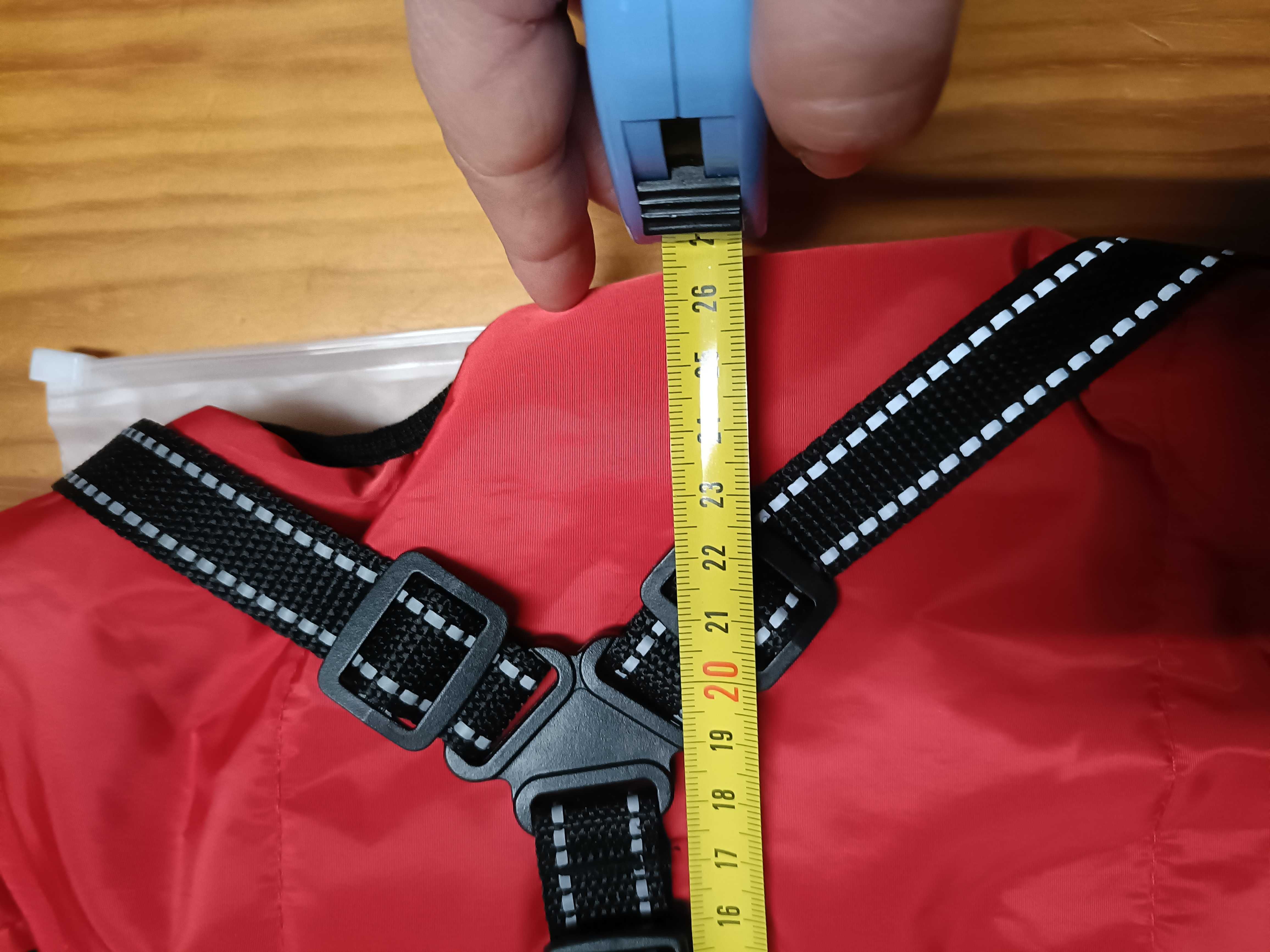Roupa impermeável para cão