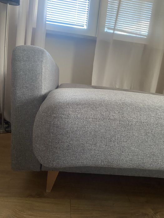 Łóżko do salonu i do spania