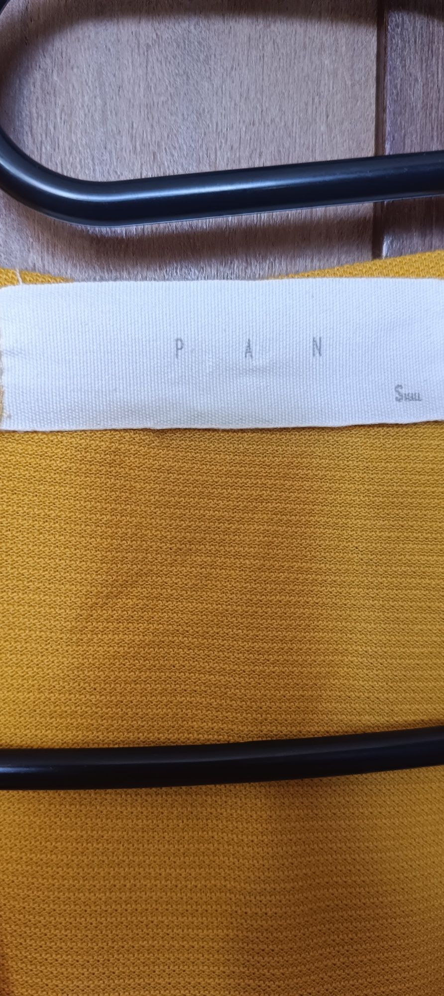 Camisola sem botões