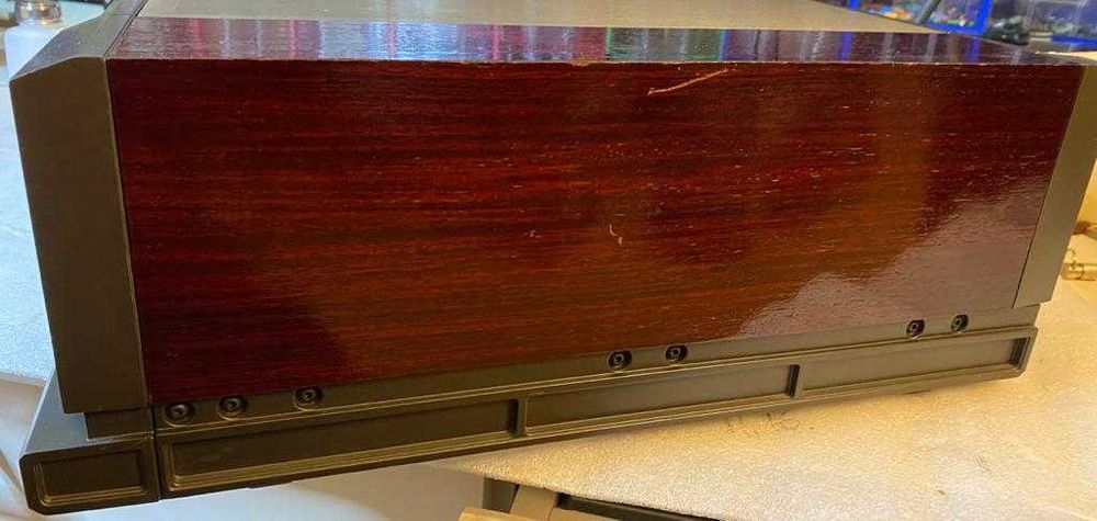 TEAC Z-7000 (Master Cassette Deck)