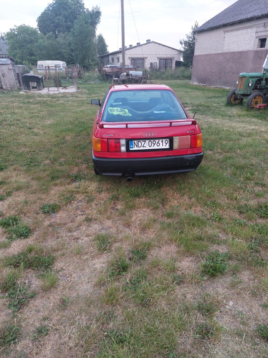 Audi 80 b3 1.8 S Silnik chodzi zaczęło coś stukać