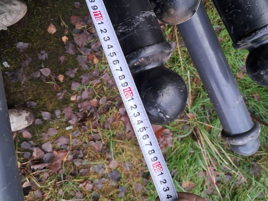 Słupek stalowy parkingowy miejski uliczny chodnikowy z zamkiem lub bez