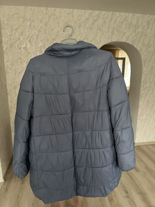 Женская курточка весеняя