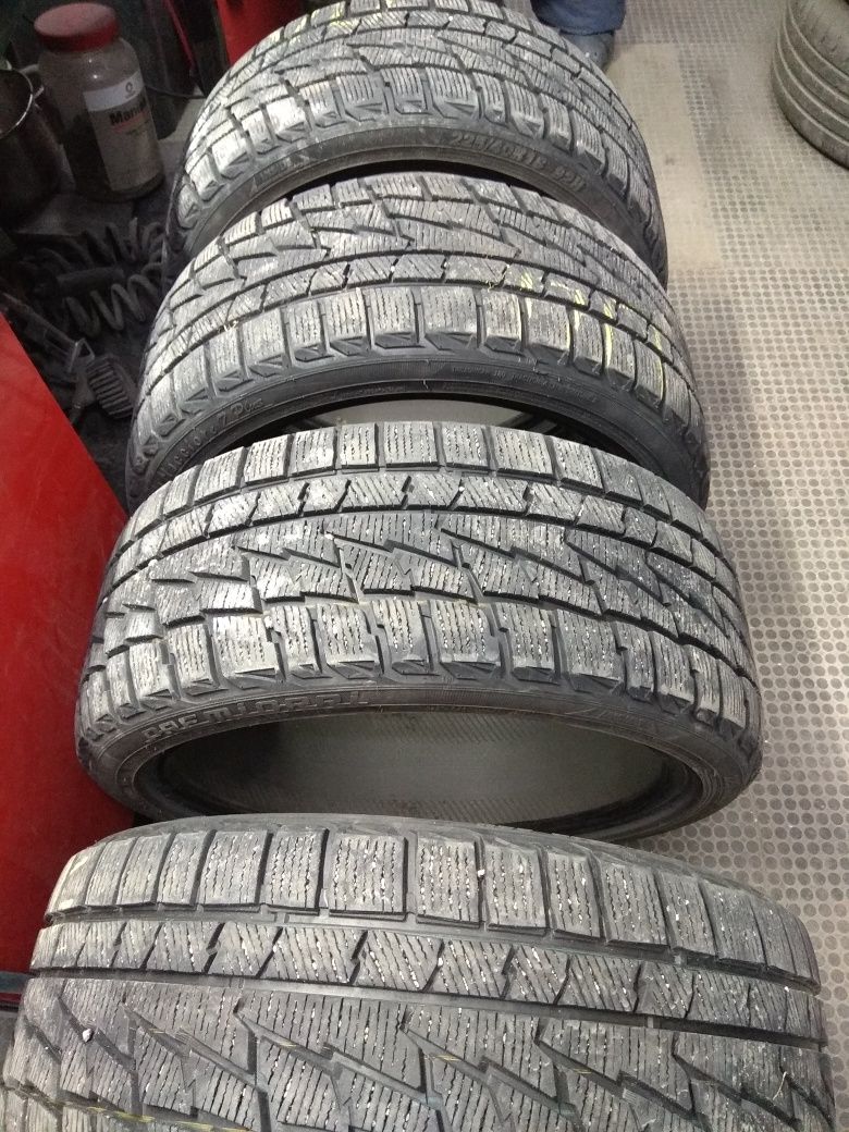 Гума, резина 225/40/18 225/40R18