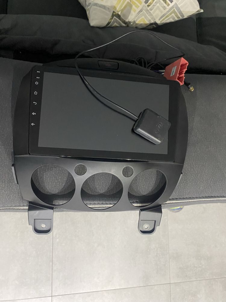 Radio Android mazda 2