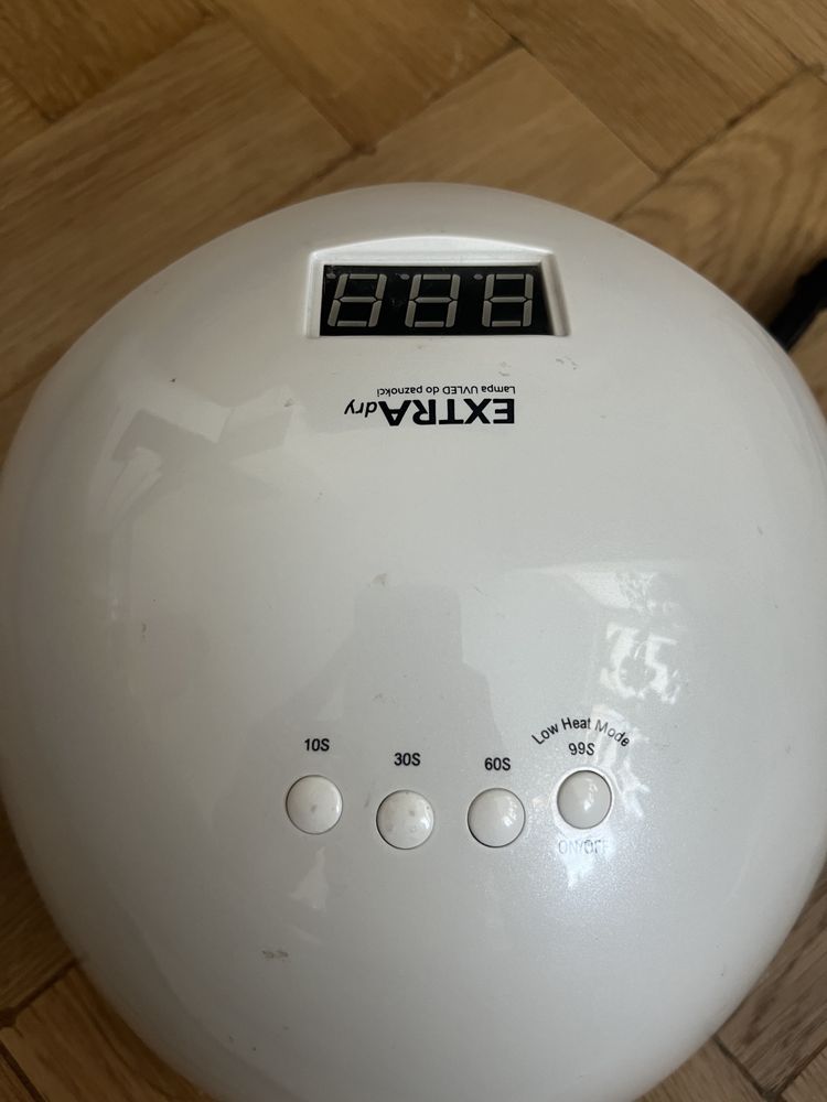 Zestaw do paznokci hybrydowych/hybryd: lampa UV, cleaner, klipsy