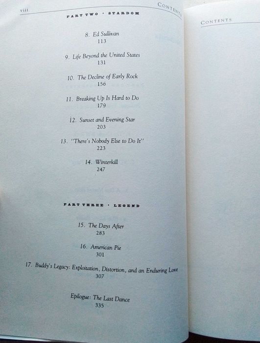 Edição inglesa de capa dura da biografia de Buddy Holly