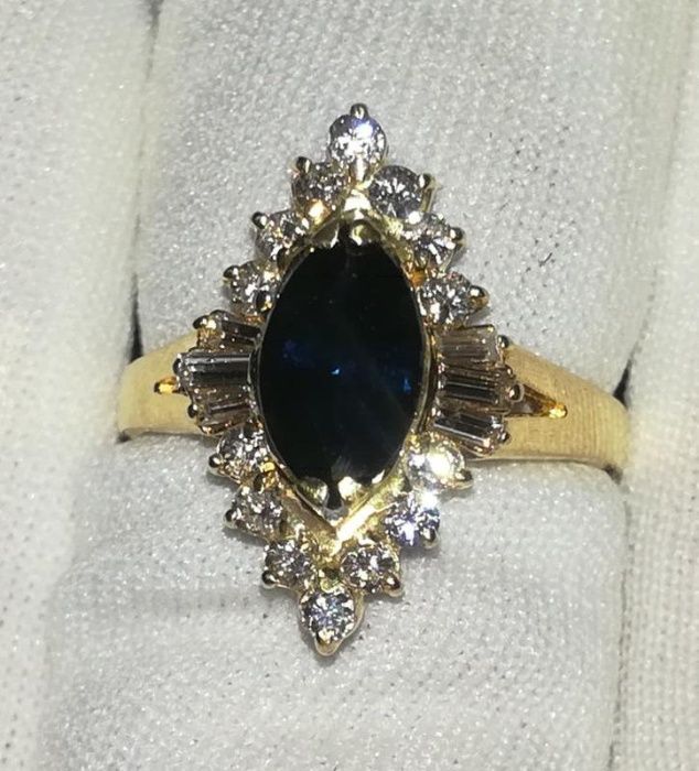 Золотое кольцо 585 проба ,сапфир и бриллианты. Размер 18 Сертификат