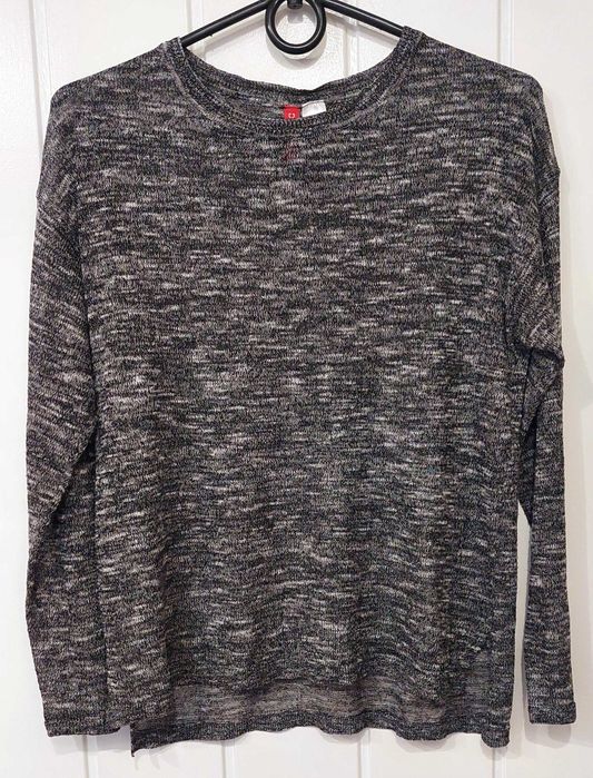 Grafitowa Bluzka Damska z Długimi Rękawami Marki Divided Rozmiar S