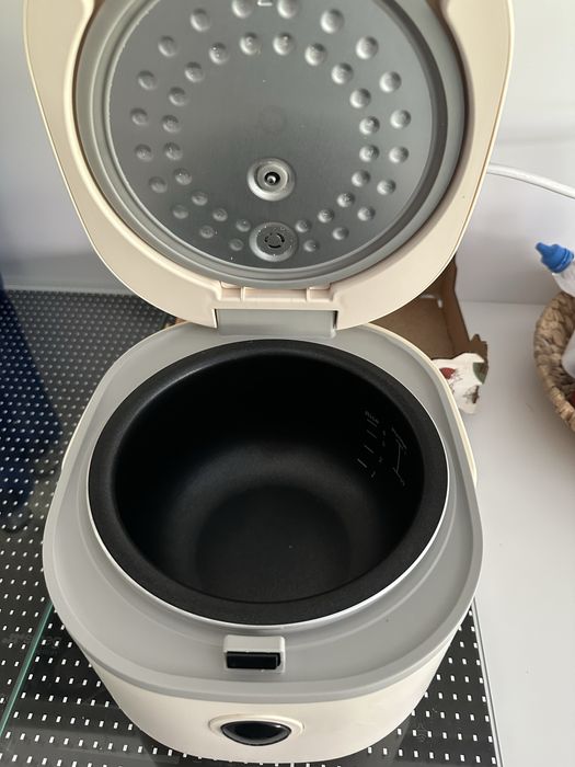 Panela de arroz eletrica