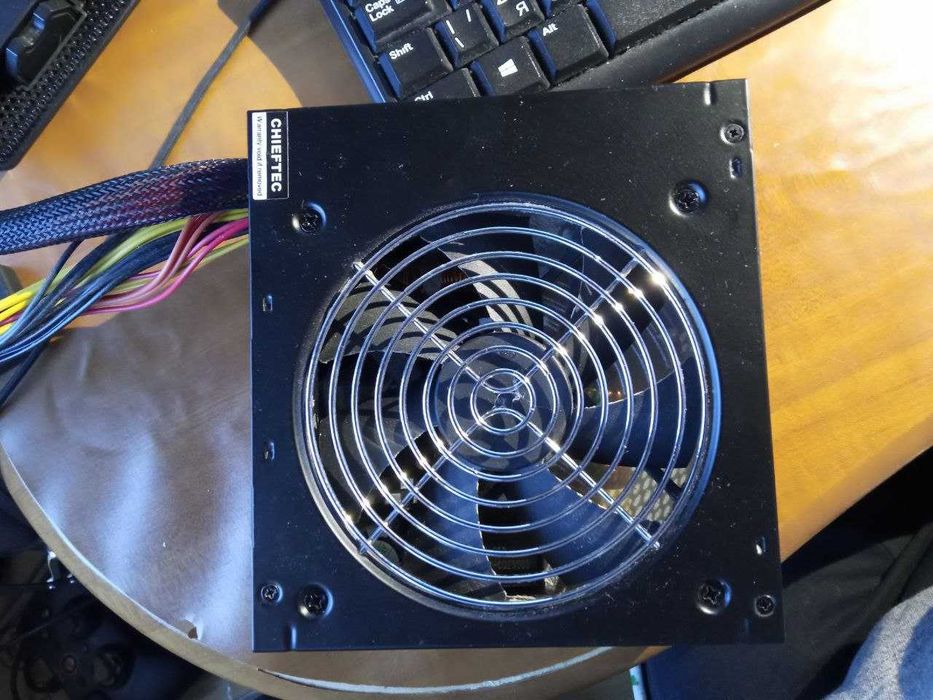 Блок живлення Chieftec GPS-600A8 600W