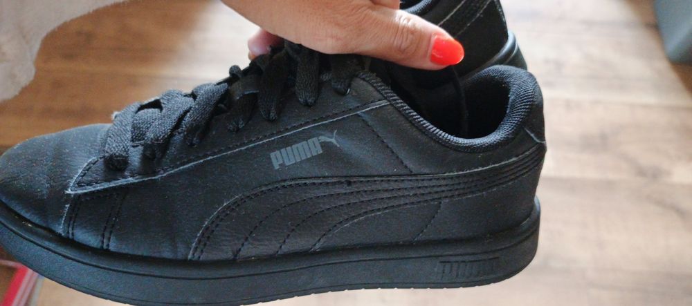 Sprzedam dres i buty Puma