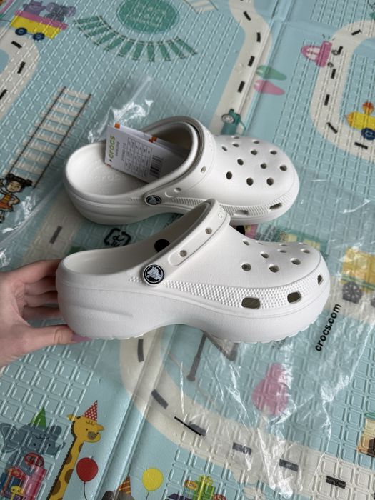 Сабо Crocs Classic Platform 39 р 25,0 см шльопанці жіночі білі M6 M7