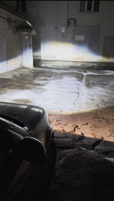 Заміна штатної лінзи або встановлення бі лед лінз (лед модулів)