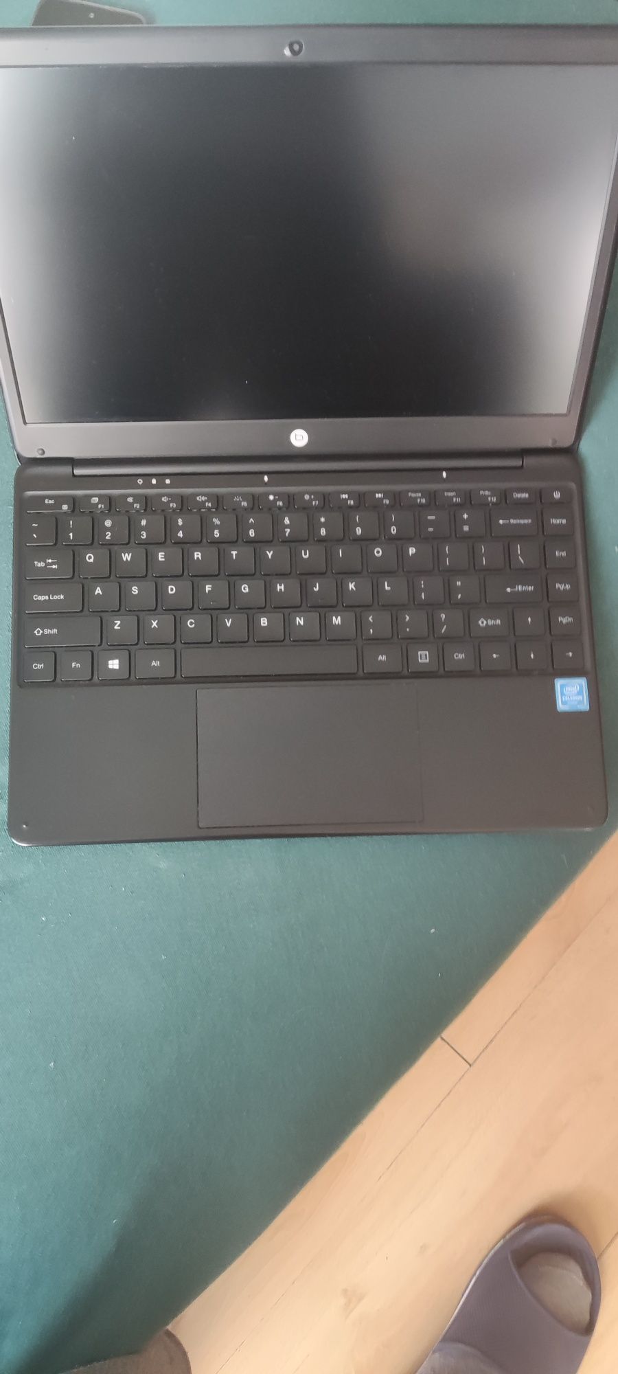 Laptop Techbite Zin2