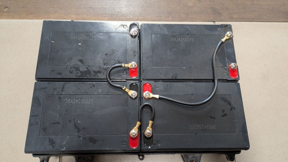 Аккумулятор 12в - 12Ач. Цена за 1 шт.