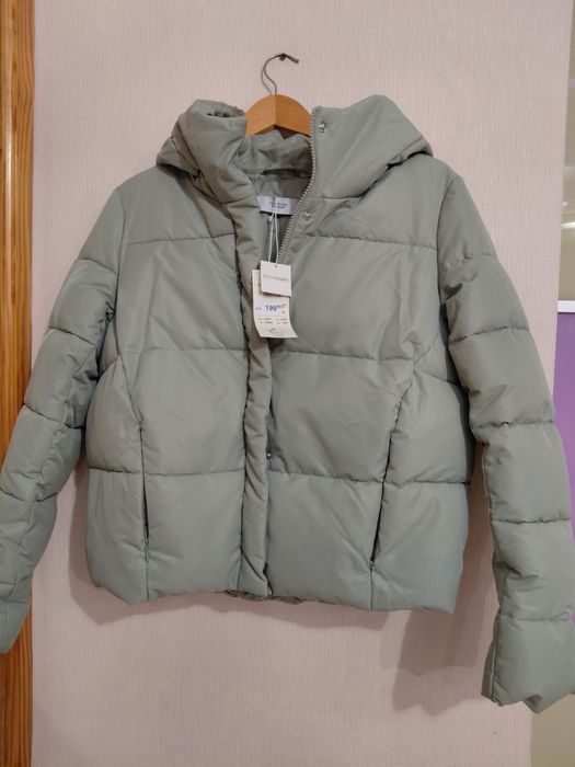 Курточка женская зимняя