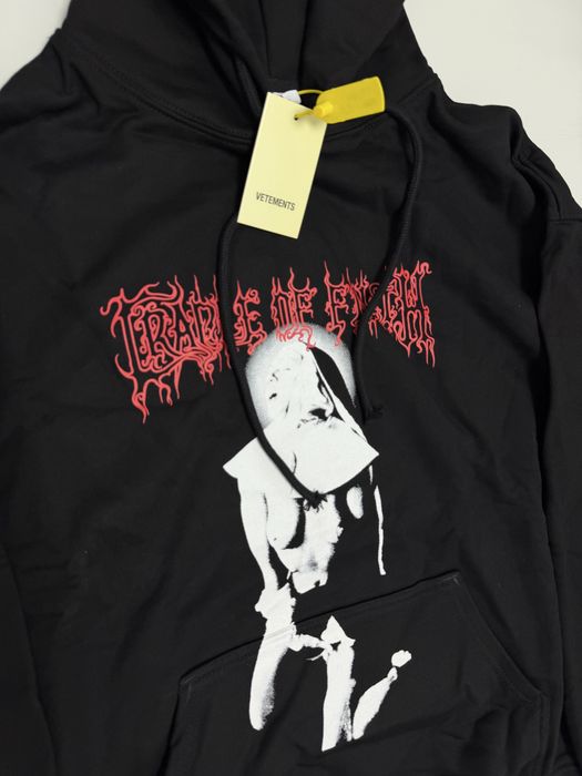 Худи Vetements iconic anarchy hoodie 2025