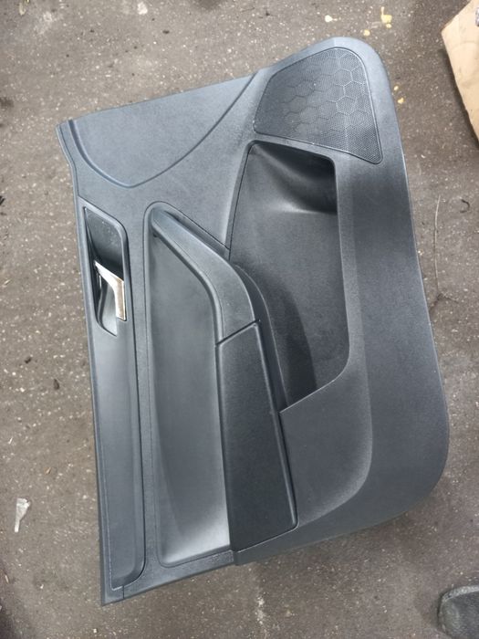 Boczek drzwi tapicerka lewy lewa przód przednia skoda rapid