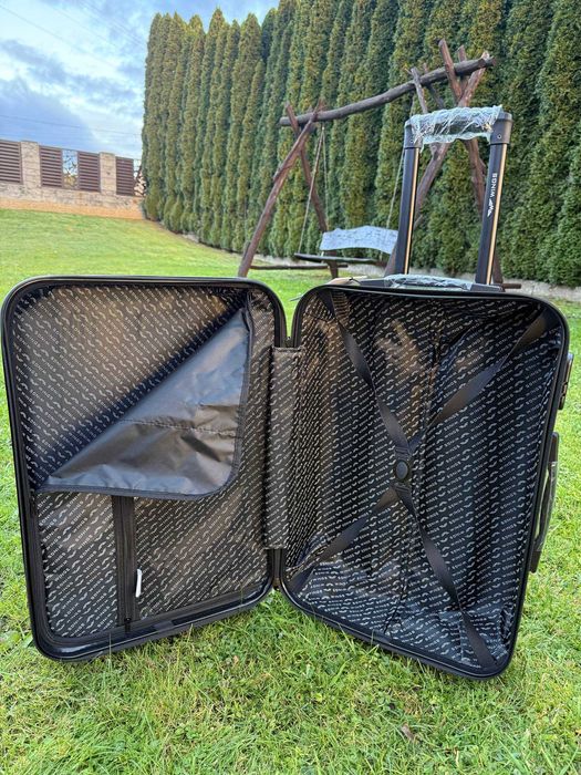 Валіза дорожня на 4х колесах Чемодан з полікарбонату 38л 63л 97л WINGS