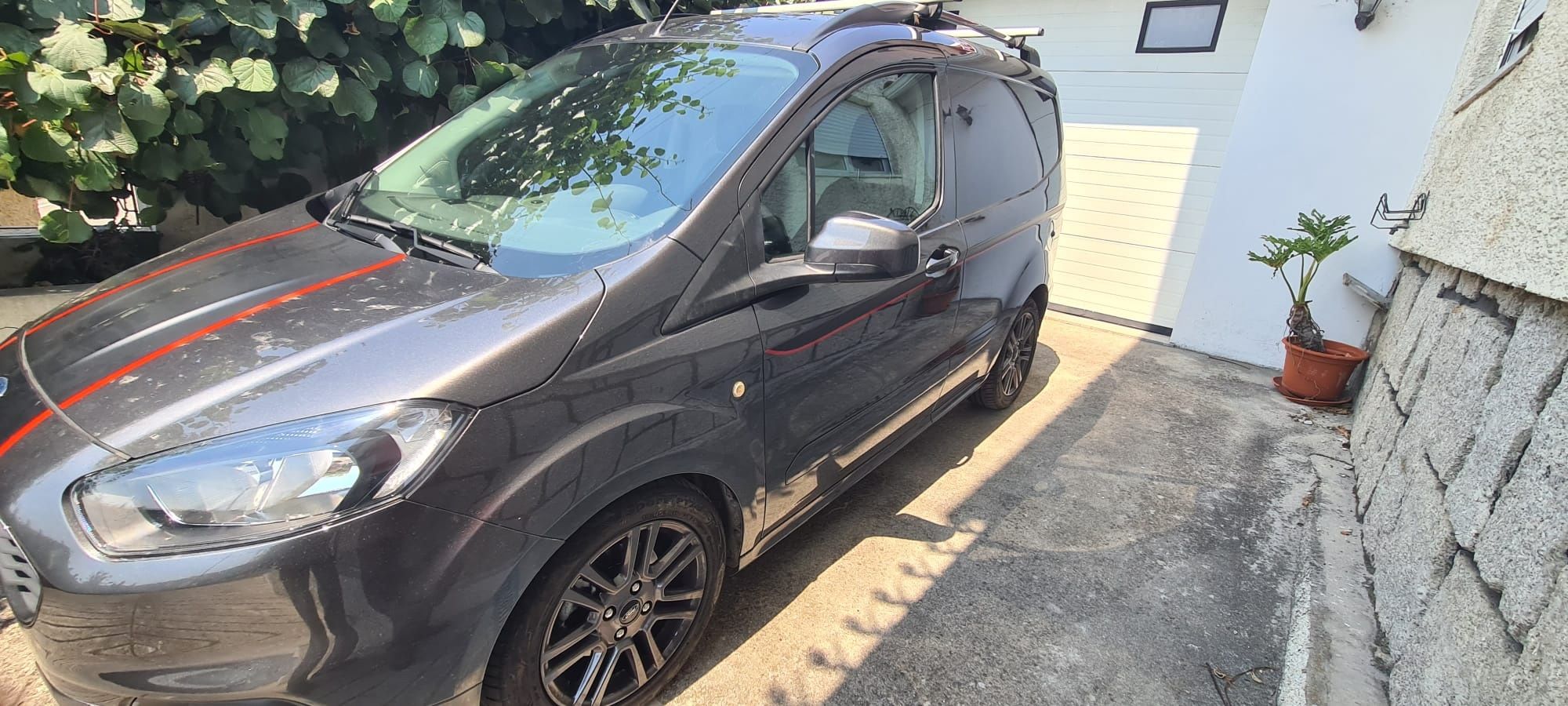 Ford transit courrier 1.5 100cv
