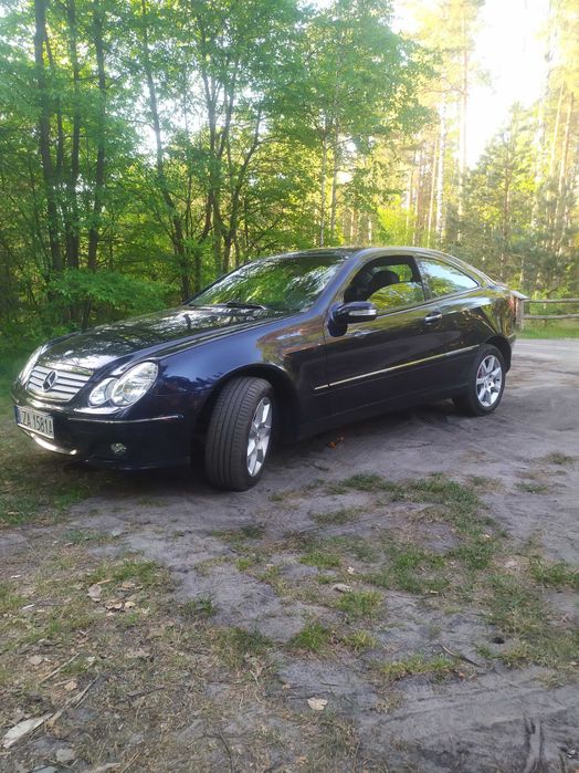 Mercedes 203 coupe. 1.8 benzyna + LPG.