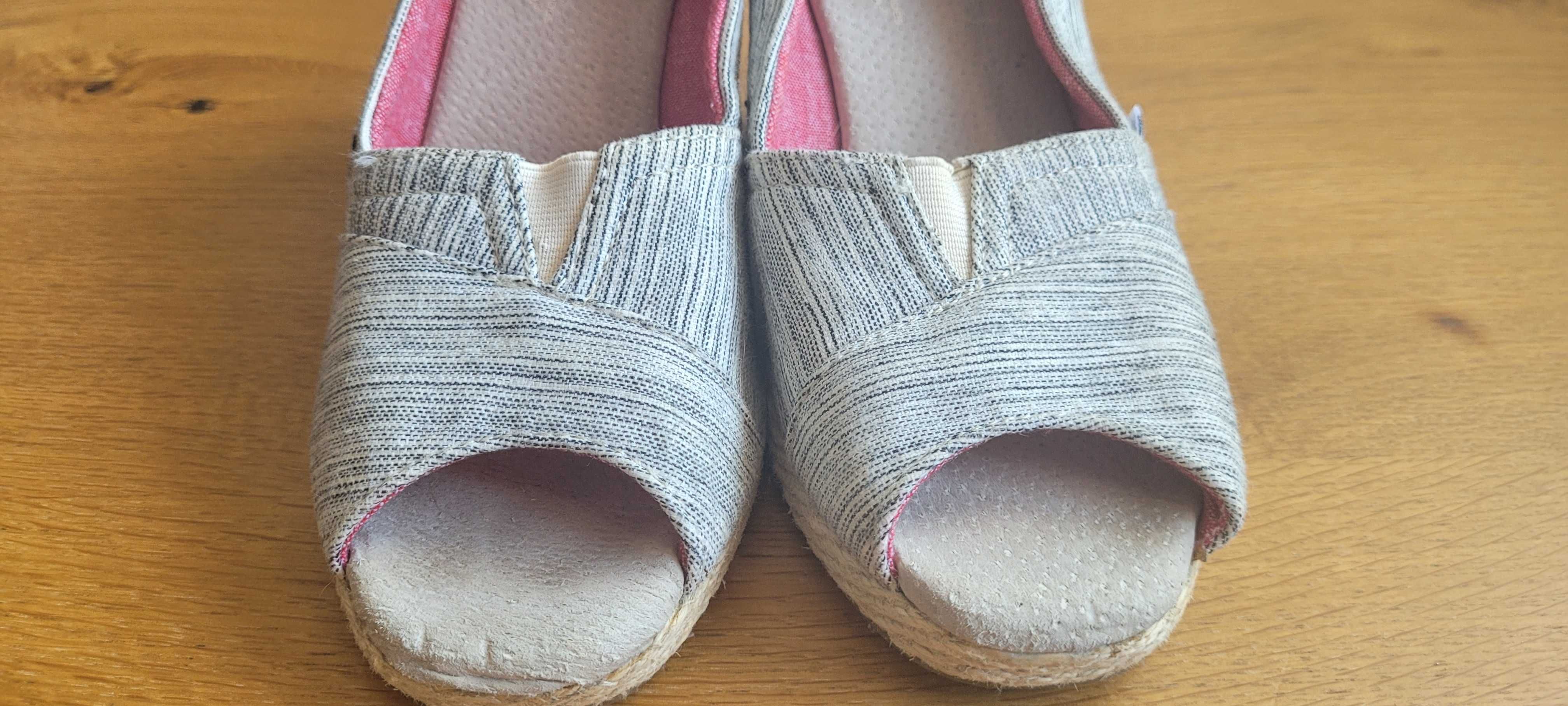 TOMS, espadryle na koturnie, r. 38