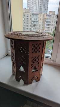 Антикварний столик дерев'яний ручної роботи