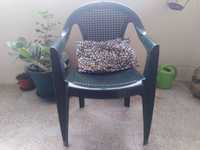 Cadeiras de jardim ou interior