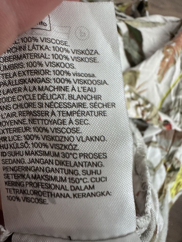 Sukienka w kwiaty h&m