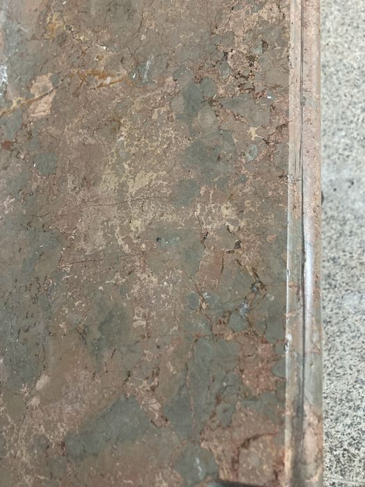 Credencia em ferro e marmore com espelho Movel entrada ferro e espelho