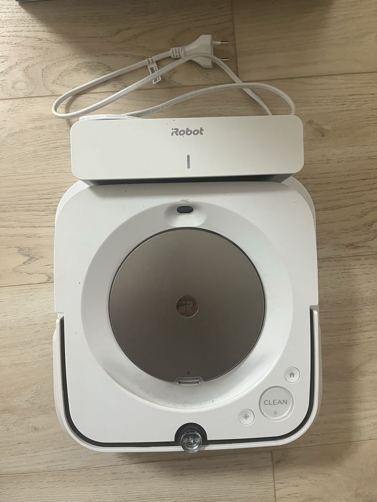 Robot mopujący- IRobot Braava jet