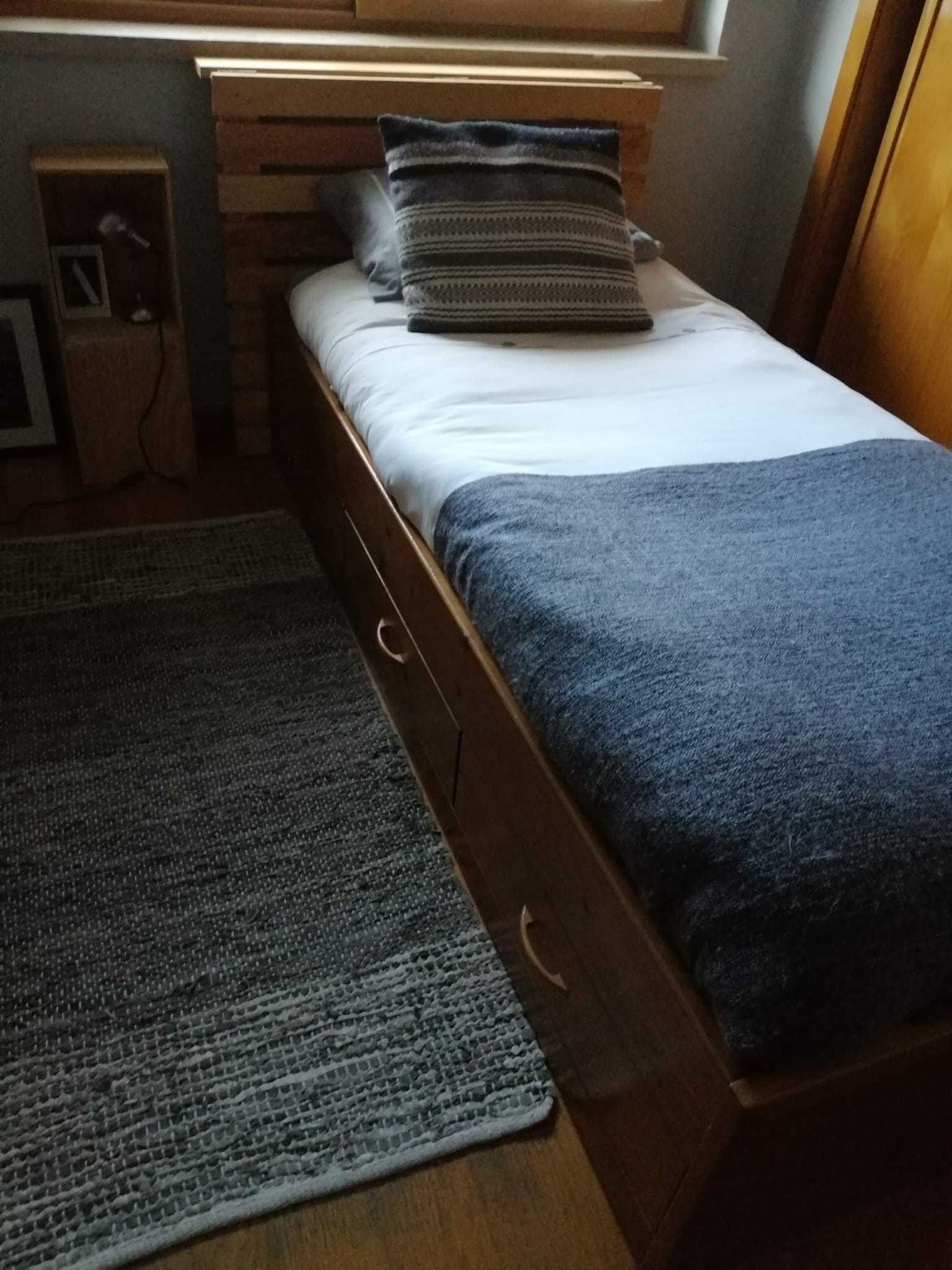 Cama Solteiro c/ 3 gavetas e colchão duplo