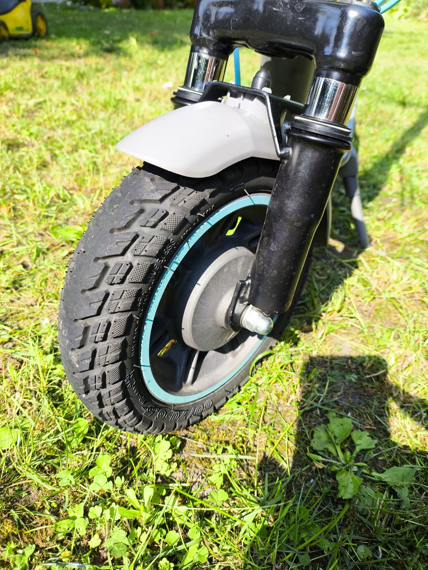 hulajnoga elektryczna motus scooty 10 plus 2023
