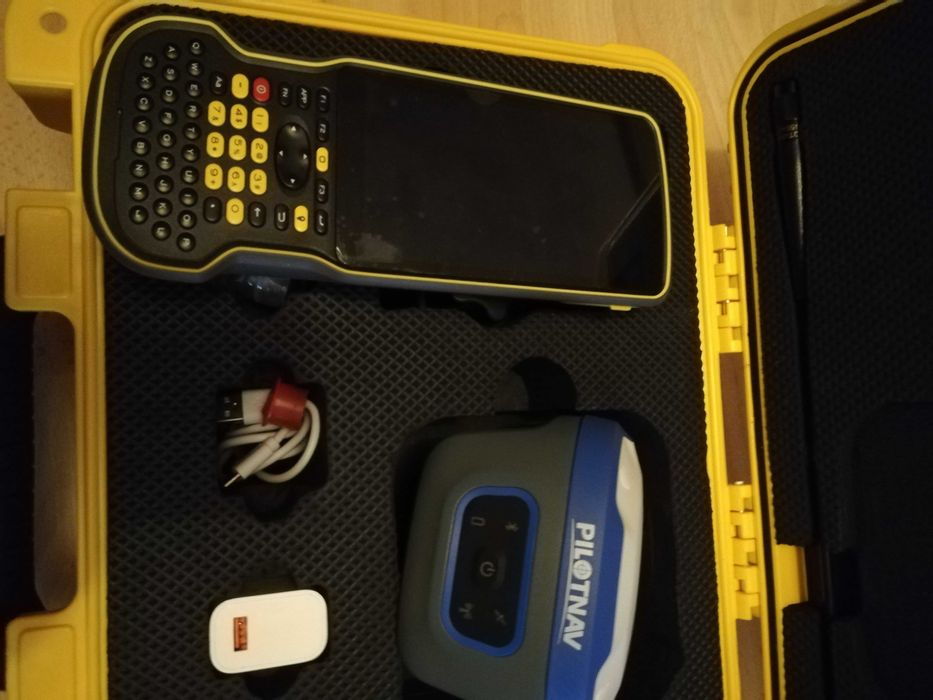 Receptor GNSS RTK com Laser e camera