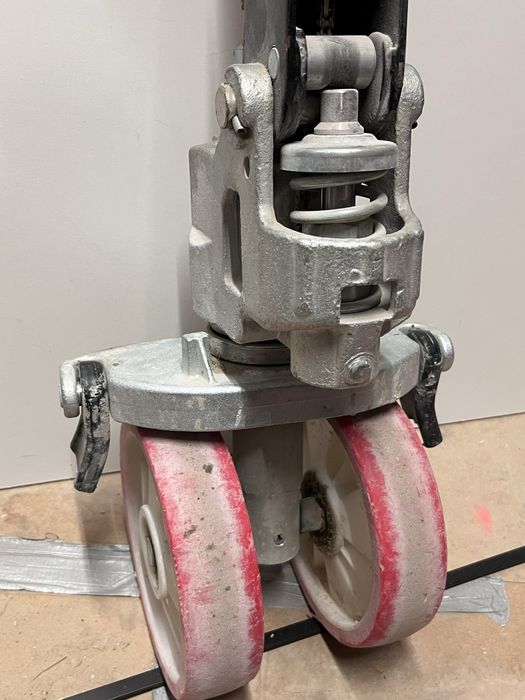 Paleciak dyszel do paleciaka