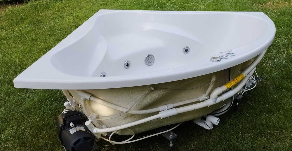 Wanna Riho Neo 140x140 z hydromasażem HIT Hydro +Nogi +Syfon