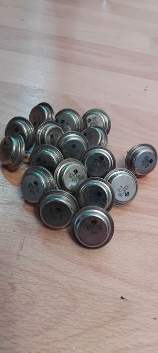 Транзистор КТ808А,Кт805Б.