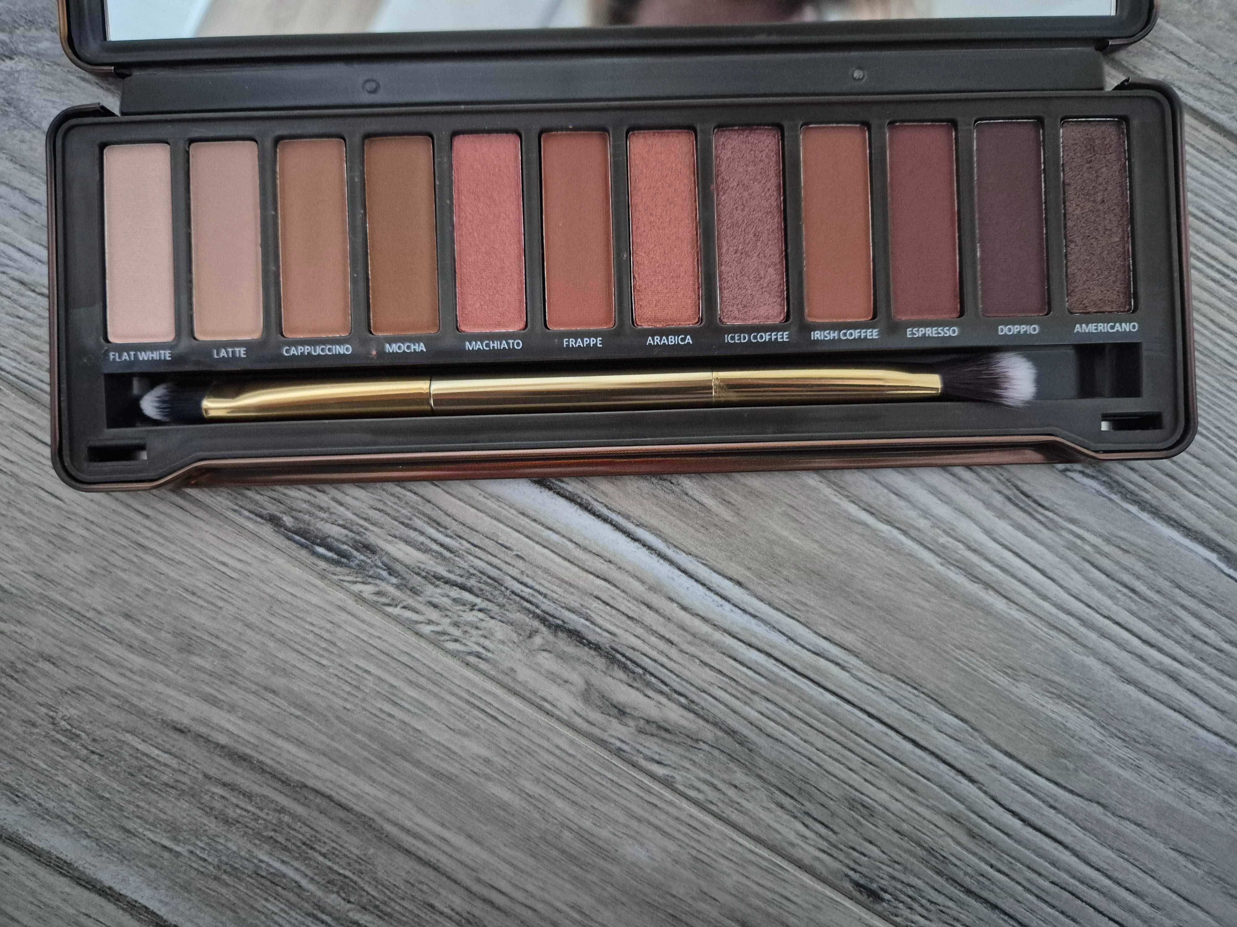 Nowa paletka cieni Eveline Charming Mocha
